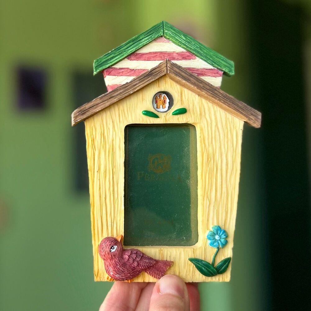 ❌SOLD Charming Bird House Picture Frame Display